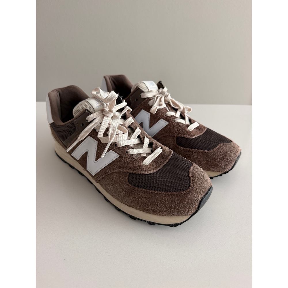 New Balance 574 Sneaker Mens 11.5 Womens 13 Brown Hairy Suede Mesh U574RBI